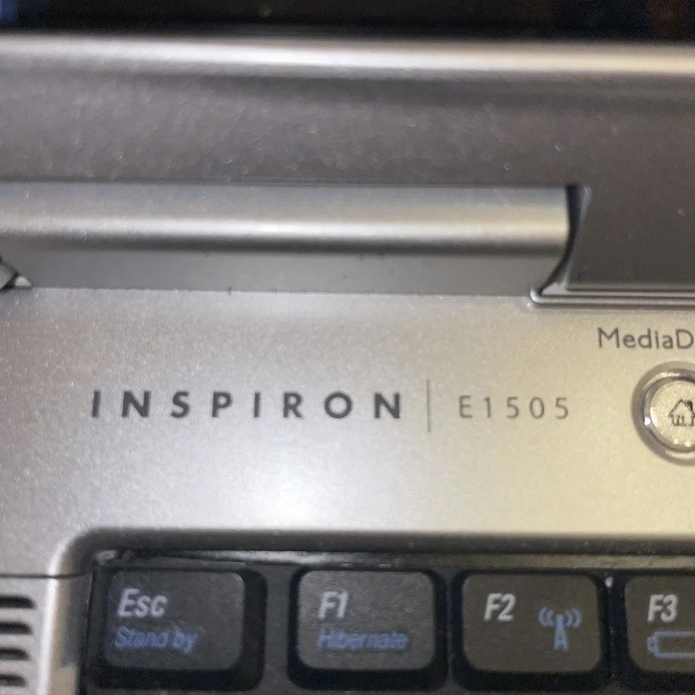 Dell Inspiron E1505 Laptop (Parts or‎ Repair Only) Centrino Duo WM3945ABG
